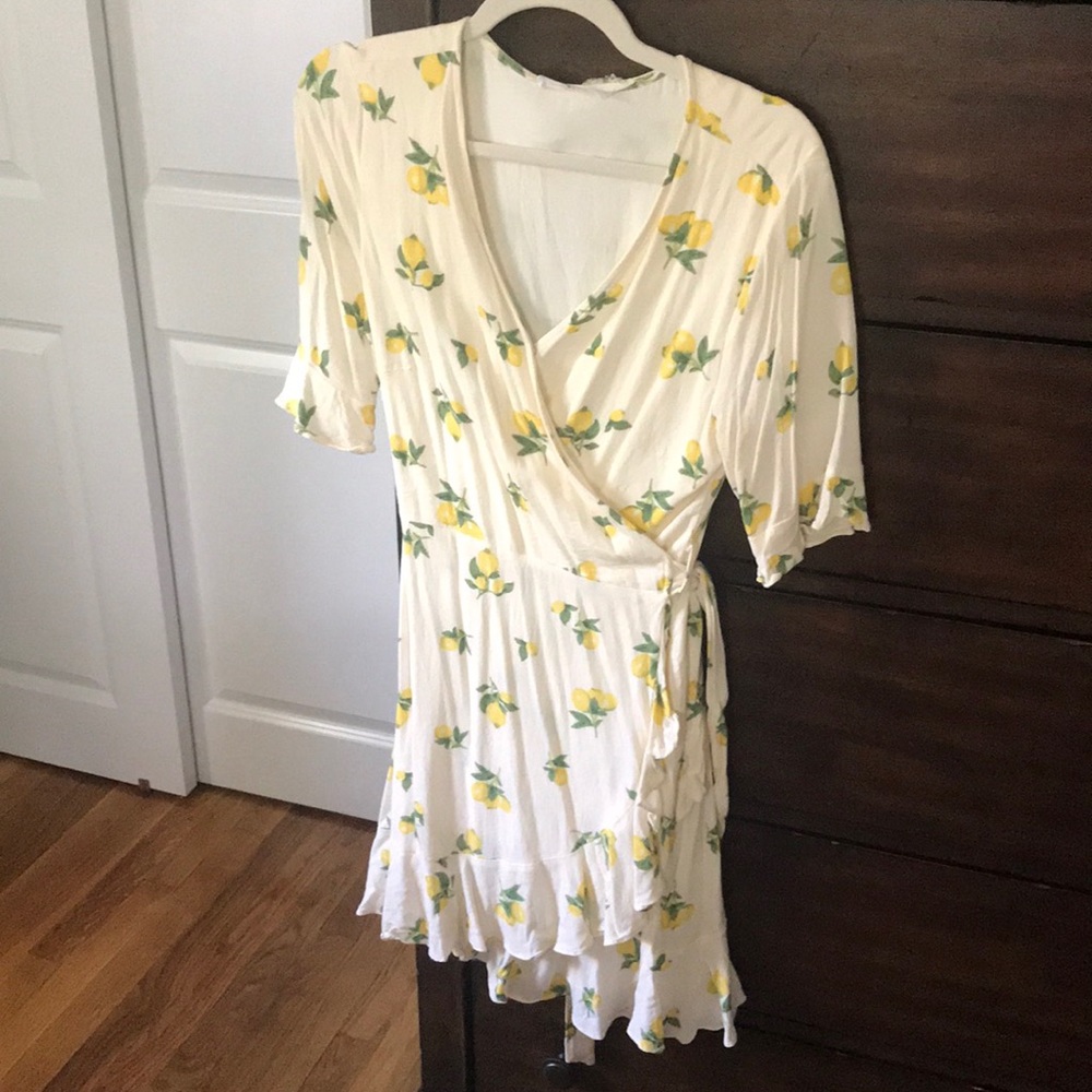 Lemon dress